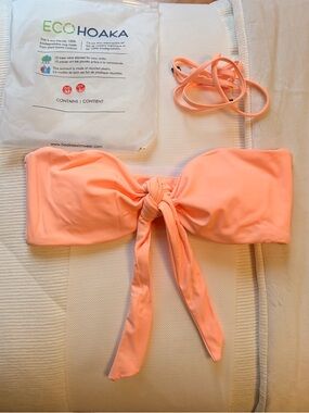 Hoaka eco bikini top 💕